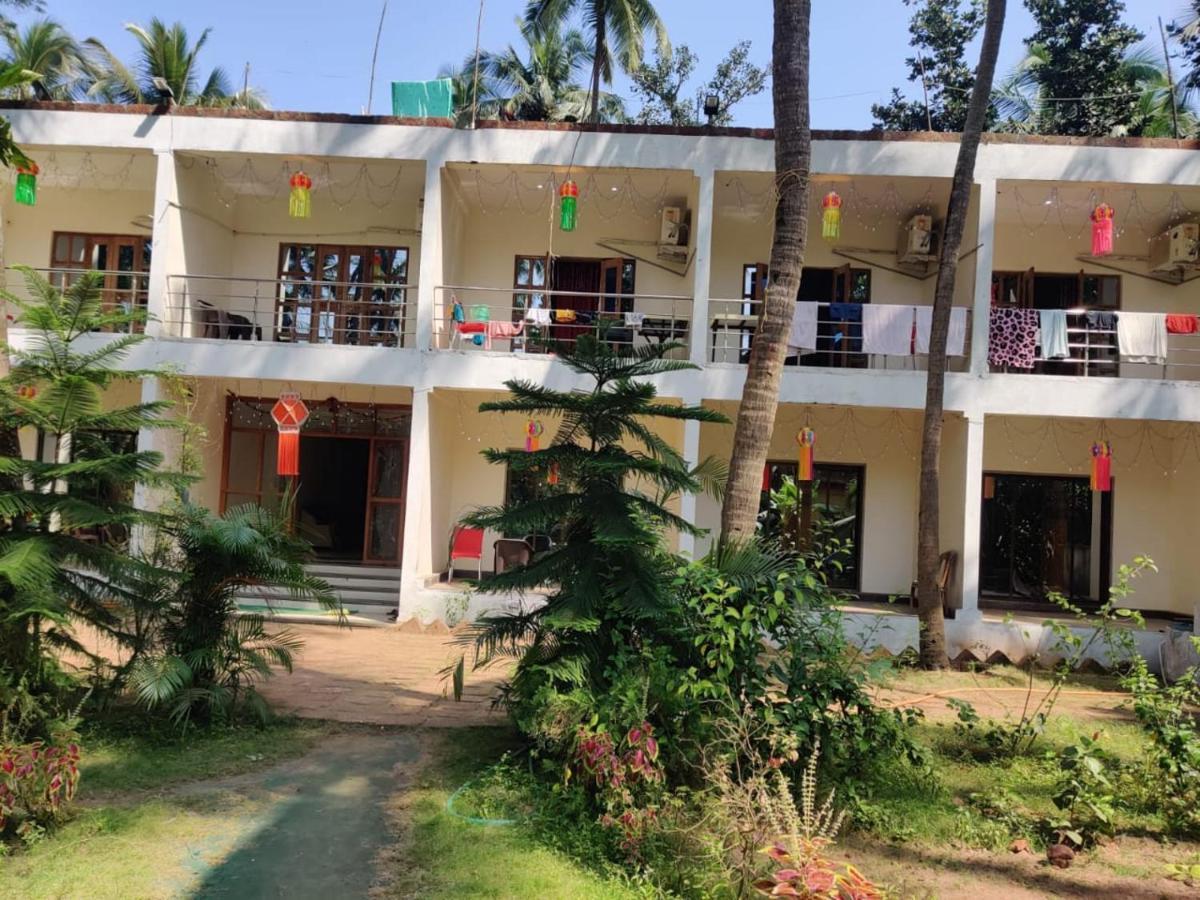Siddhivinayak Resort Nx Mālvan Exterior foto